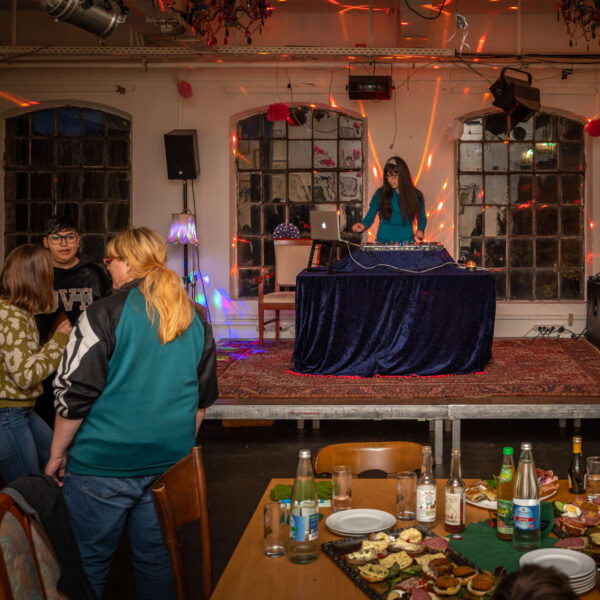Inklusive Party in der Kofferfabrik
